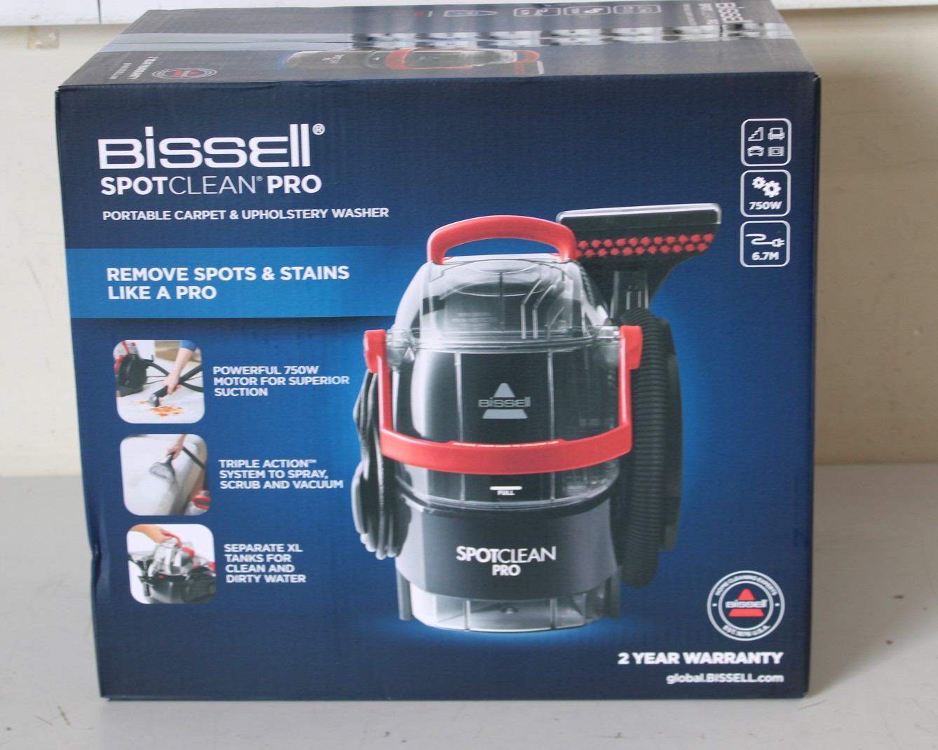 Pilt SALE OUT.  | Bissell | Spot Cleaner | SpotClean Pro | Corded operating | Washing function | 750 W | Red/Titanium | 24 month(s) | - V | DAMAGED PACKAGING