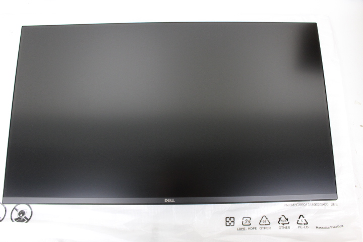 Pilt SALE OUT. Dell LCD P2425D, 24" IPS QHD/2560x1440/DP,HDMI,USB-C/Silver,Black | SALE OUT. Dell | P2425D | 24 " | IPS | 16:9 | 100 Hz | 5 ms | 2560 x 1440 pixels | 350 cd/m² | HDMI ports quantity 1 | Warranty 36 month(s) | DEMO