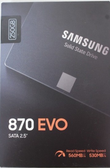 Pilt SALE OUT. Samsung | SSD | 870 EVO | 250 GB | SSD form factor 2.5" | Solid-state drive interface SATA III | Read speed 560 MB/s | Write speed 530 MB/s | DAMAGED PACKAGING