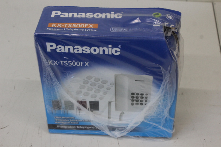 Pilt SALE OUT. Panasonic KX-TS500FXW Corded phone, White - DAMAGED PACKAGING | Panasonic | Corded | KX-TS500FX | White | 150 x 200 x 96 mm | 475 g | DAMAGED PACKAGING