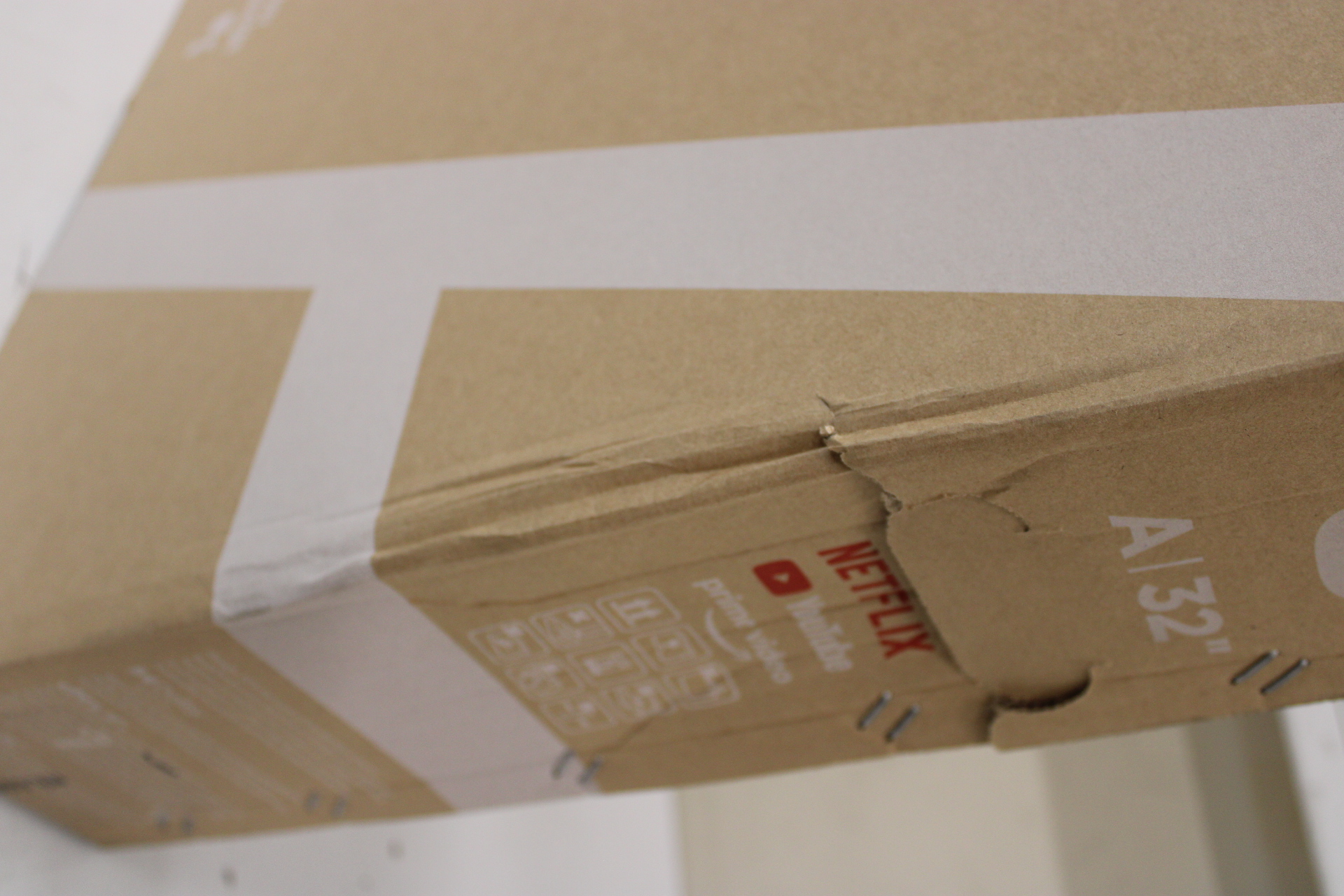 Pilt Xiaomi | TV | A 2025 | 32 | Smart TV | Google TV | HD | Black | DAMAGED PACKAGING