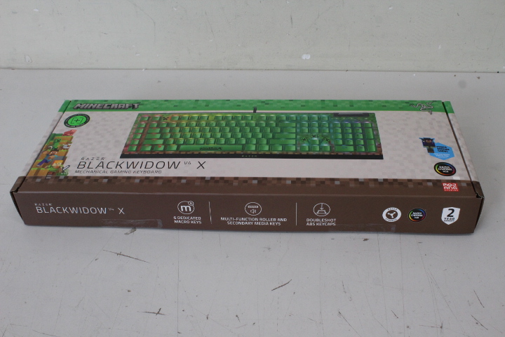 Pilt SALE OUT. Razer BlackWidow V4 X (Green Switch) - Minecraft Ed. - US Layout | Razer BlackWidow V4 X | Gaming keyboard | Wired | US | DEMO | Minecraft Edition | Razer Green Mechanical Switches (Clicky)