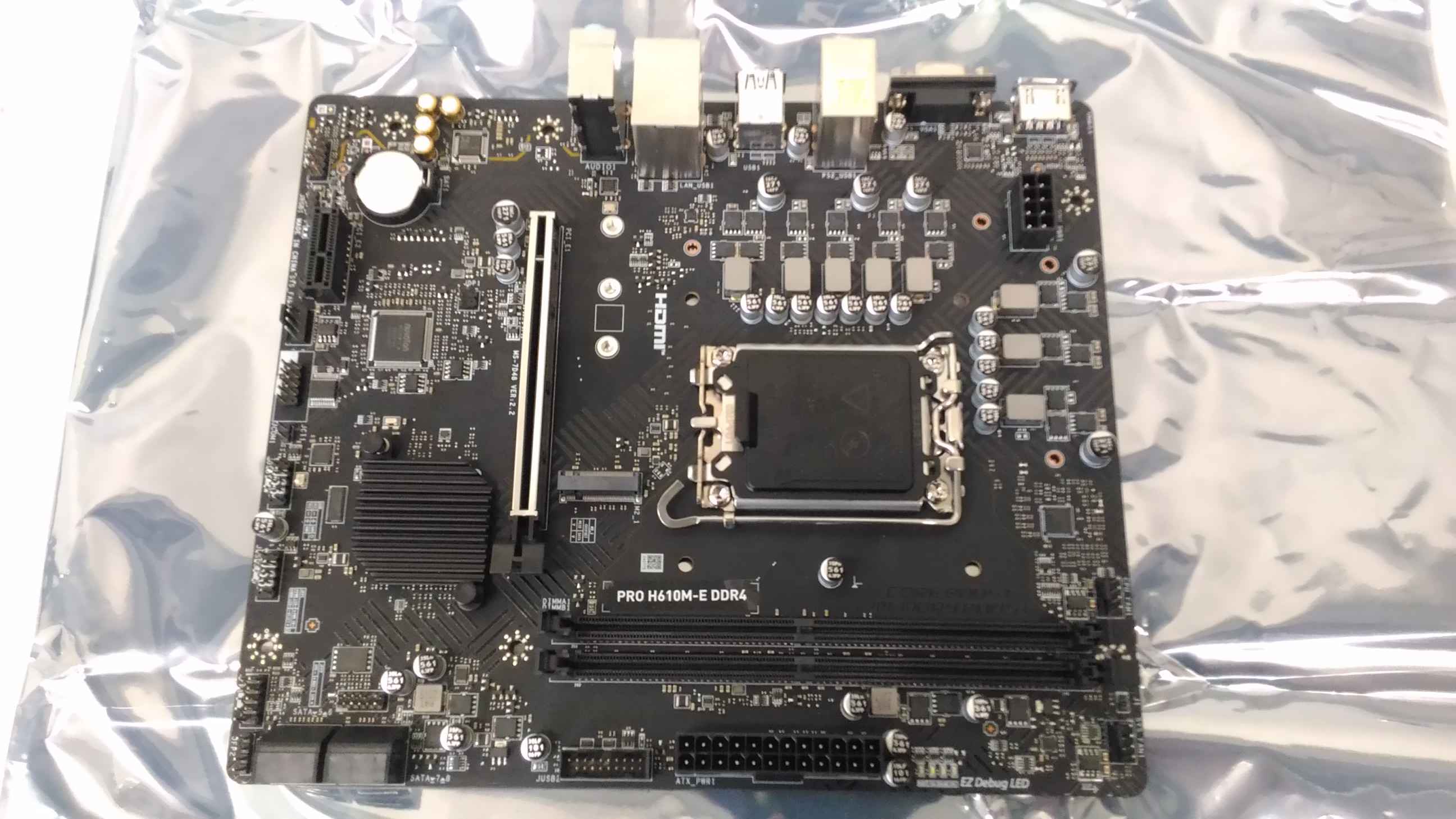 Pilt SALE OUT.  | MSI PRO H610M-E DDR4 | Processor family Intel | Processor socket  LGA1700 | DDR4 DIMM | Memory slots 2 | Supported hard disk drive interfaces 	SATA, M.2 | Number of SATA connectors 4 | Chipset Intel H610 | Mirco-ATX | USED, REFURBISHED, WITHOUT ORIGINAL PACKAGING AND ACCESSORIES, ONLY BACKPANEL INCLUDED