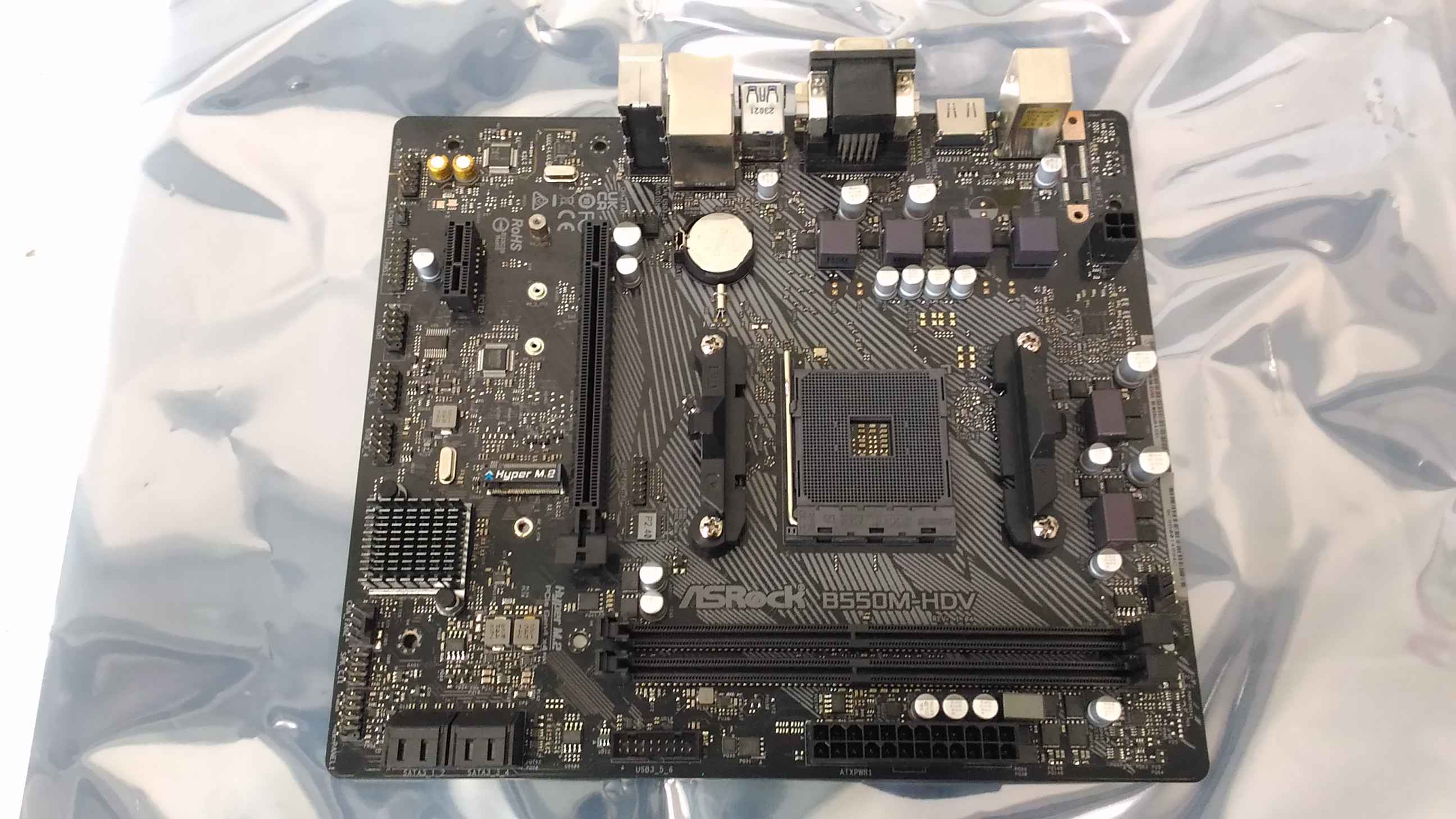 Pilt SALE OUT. ASRock AMD AM4 A520/2DDR4/4SATA3 | ASRock A520M-HVS | Processor family AMD | Processor socket AM4 | DDR4 DIMM | Memory slots 2 | Supported hard disk drive interfaces SATA3, M.2 | Number of SATA connectors 4 | Chipset AMD A520 | Micro ATX | USED, REFURBISHED, WITHOUT ORIGINAL PACKAGING AND ACCESSORIES, ONLY BACKPANEL INCLUDED