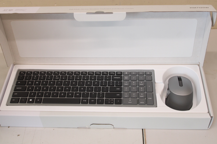 Pilt SALE OUT.  | Dell | Premier Multi-Device Keyboard and Mouse | KM7321W | Keyboard and Mouse Set | Wireless | Batteries included | US | REFURBISHED | Titan grey | Wireless connection