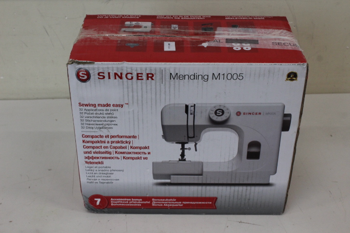 Pilt SALE OUT. Singer M1005 Sewing Machine, White | Singer | Sewing Machine | M1005 | Number of stitches 11 | Number of buttonholes 1 | White | DAMAGED PACKAGING, USED, REFURBISHED, SCRATCHED