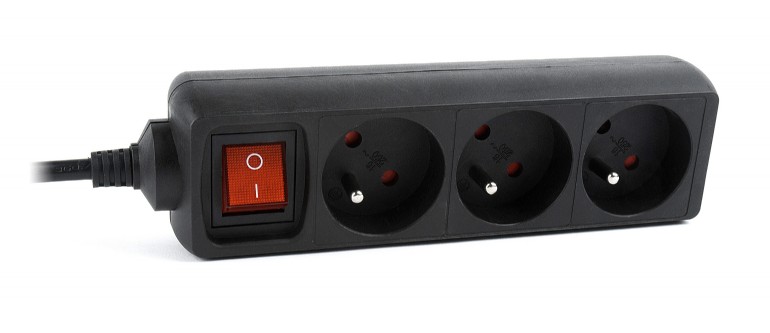 Pilt EnerGenie EG-PSU3F-01 UPS power strip, 3 FR sockets, 10 A, C14 plug, 0.6 m cable, black | EnerGenie